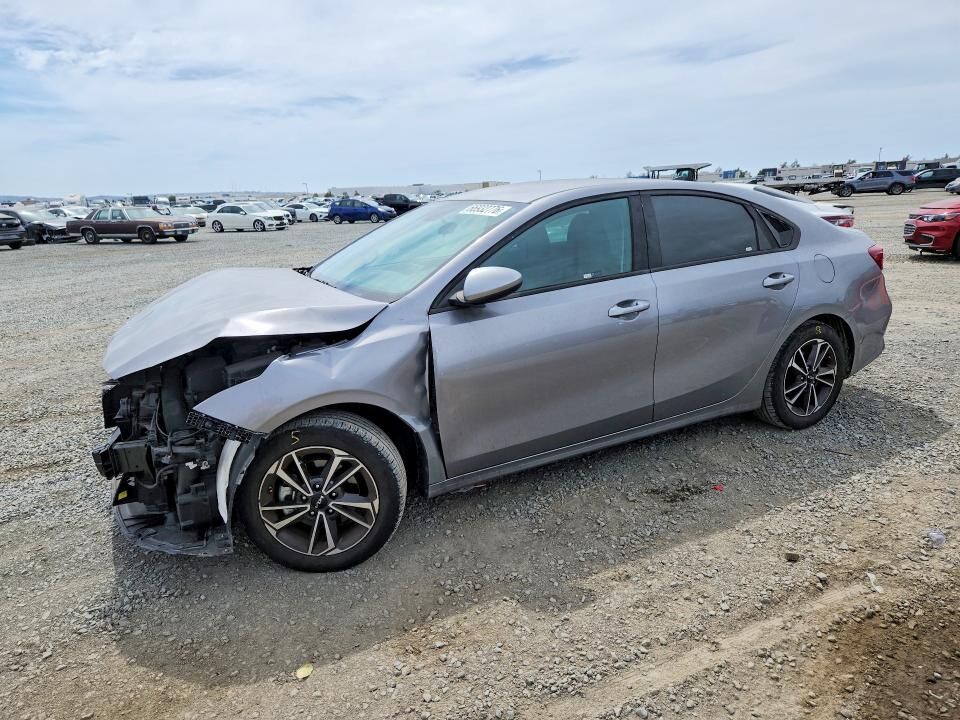2023 KIA Forte