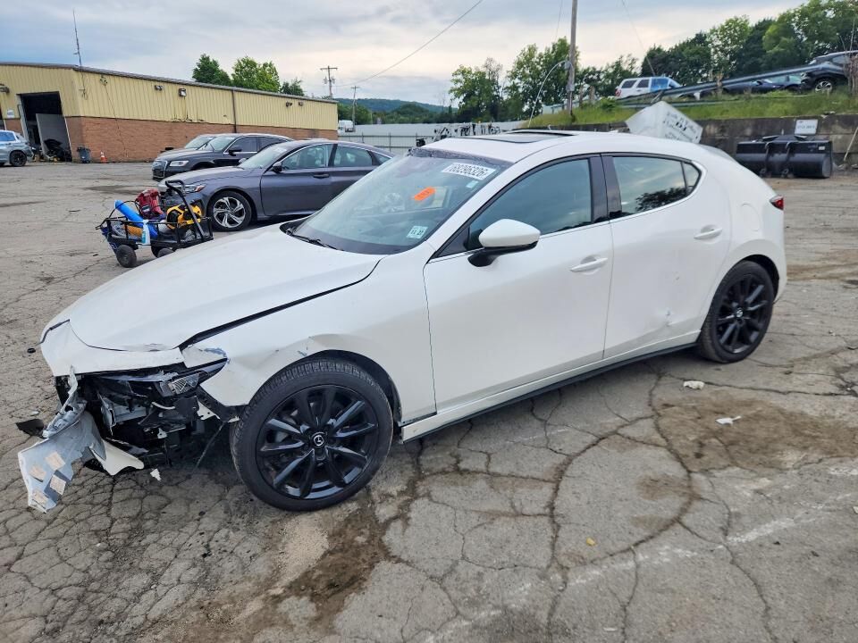 2023 MAZDA Mazda3