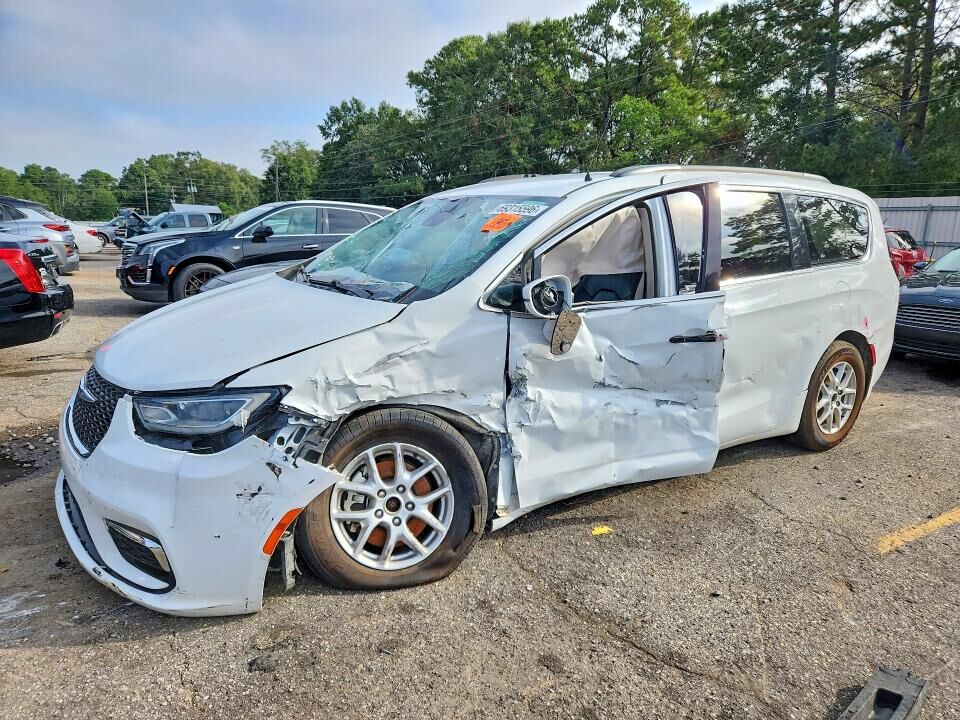 2022 CHRYSLER Pacifica