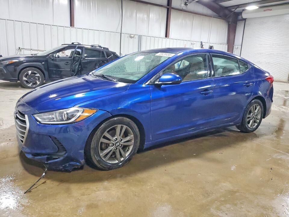 2017 HYUNDAI Elantra