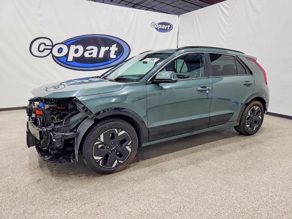 2023 KIA Niro