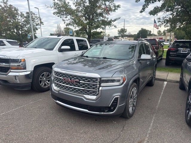 2022 GMC Acadia