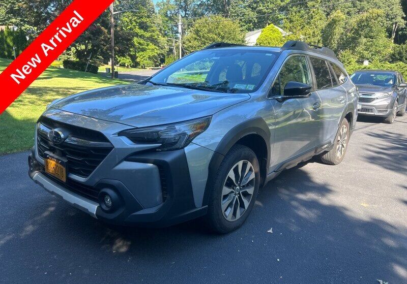 2023 SUBARU Outback