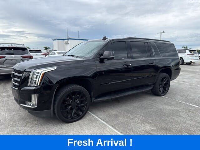 2019 CADILLAC Escalade ESV