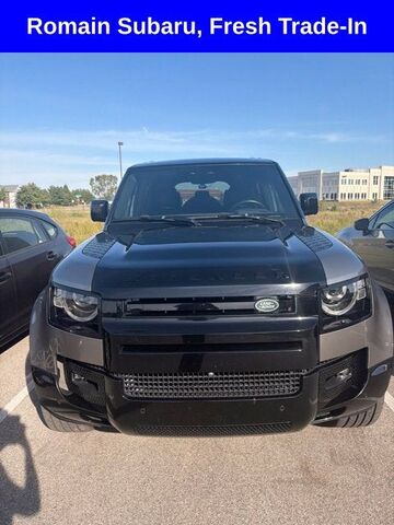 2024 LAND ROVER Defender