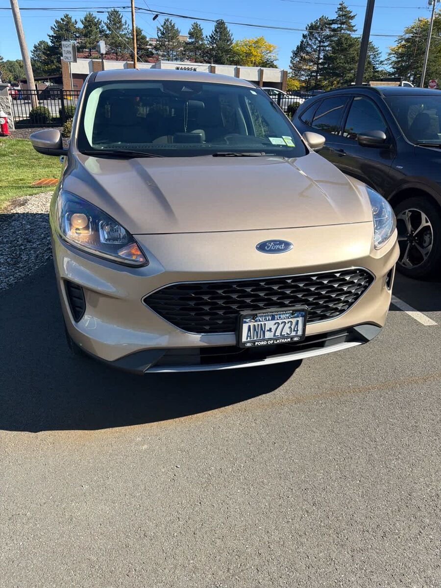 2021 FORD Escape