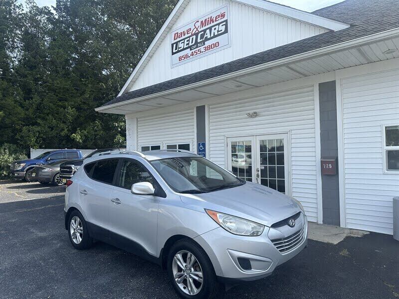 2011 HYUNDAI Tucson
