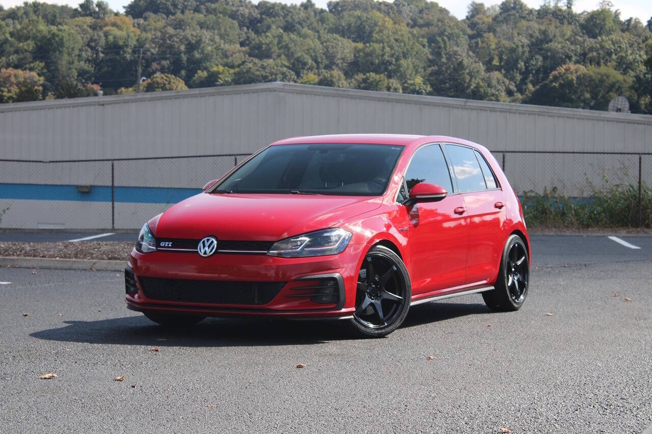 2018 VOLKSWAGEN Golf GTI