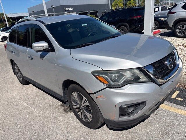 2018 NISSAN Pathfinder