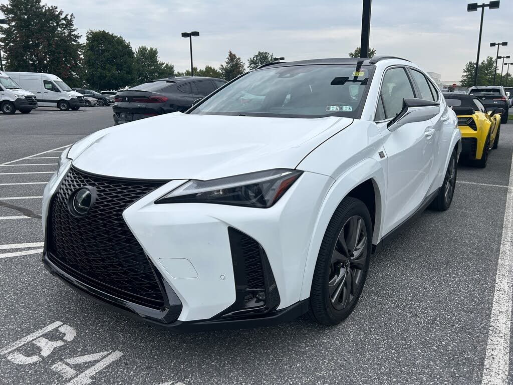 2024 LEXUS UX