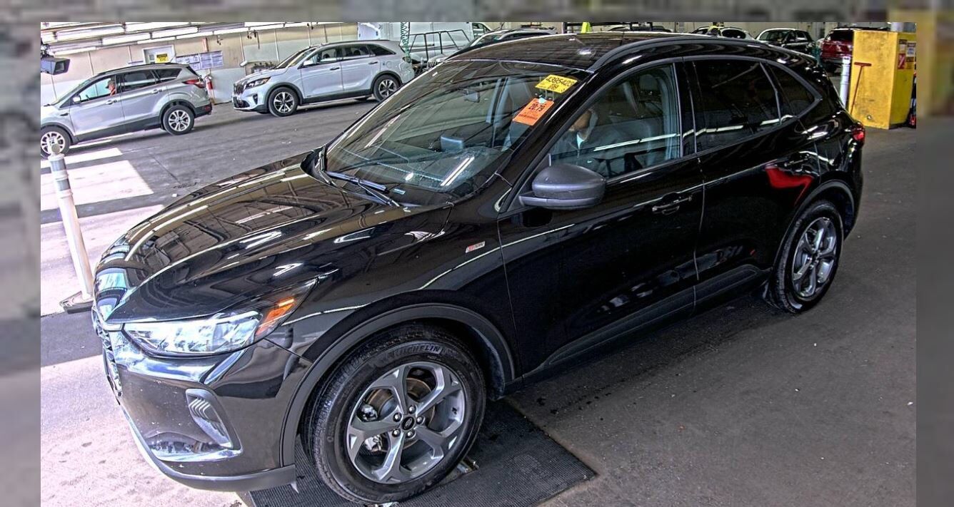 2025 FORD Escape