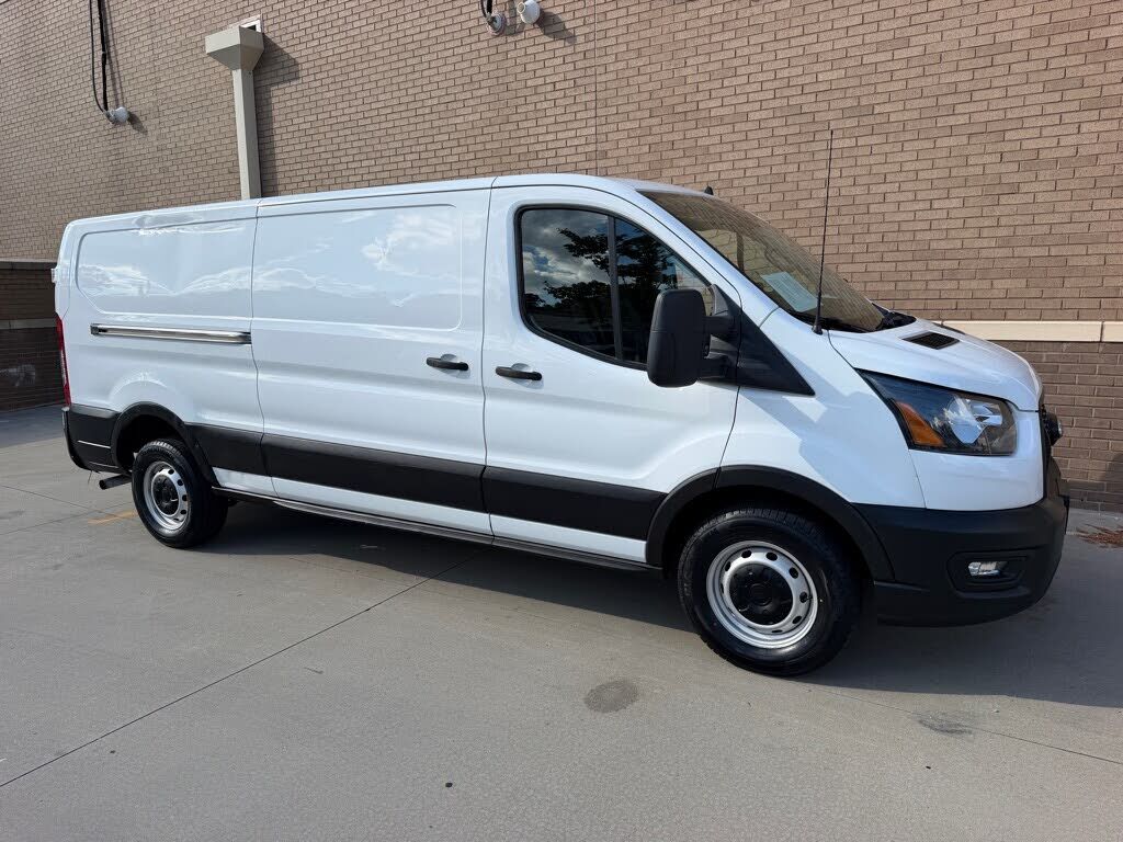 2021 FORD Transit