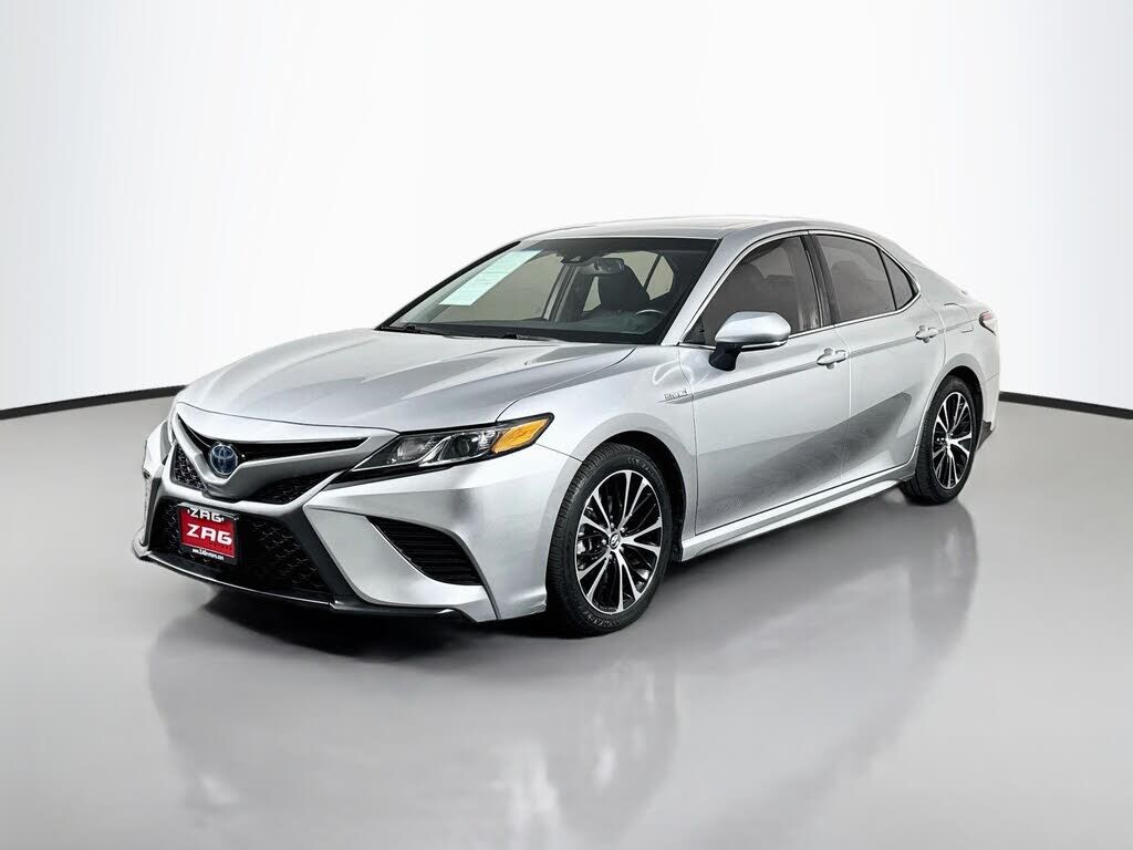 2018 TOYOTA Camry