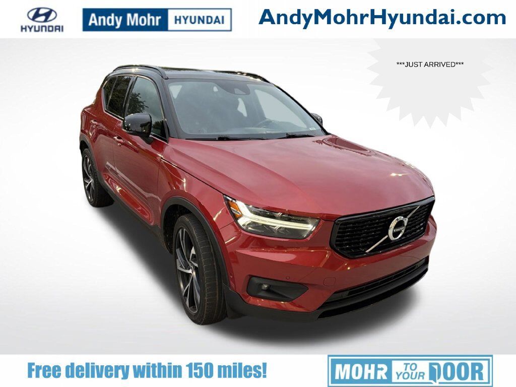 2019 VOLVO XC40