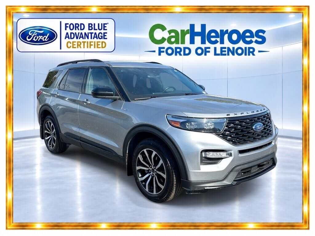 2023 FORD Explorer