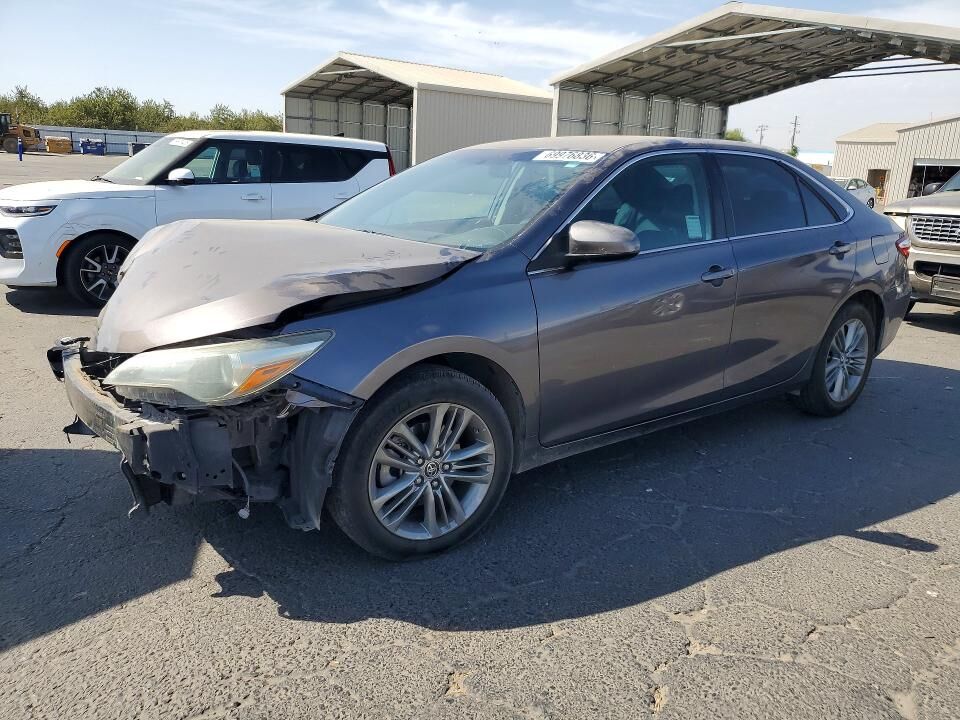 2016 TOYOTA Camry