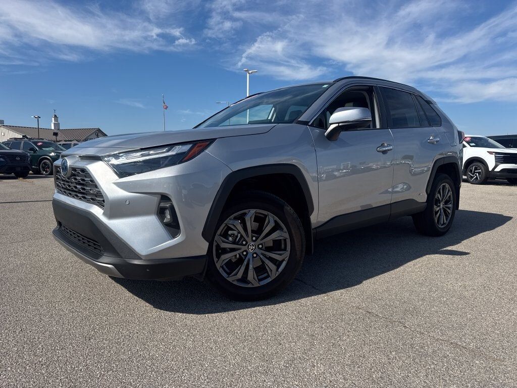 2024 TOYOTA RAV4