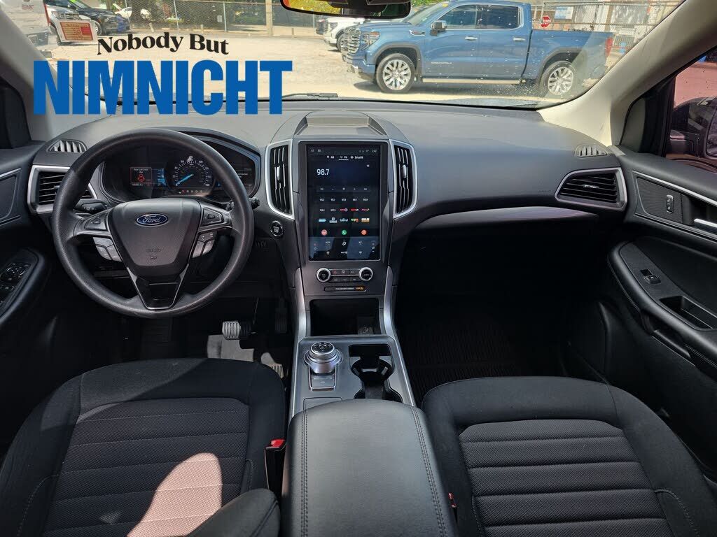 2022 FORD Edge