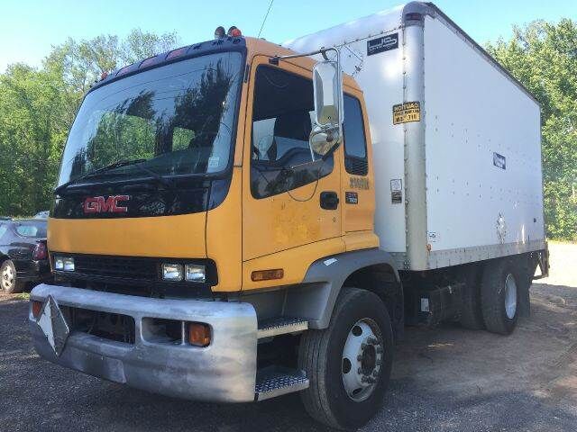 2004 GMC T-Series