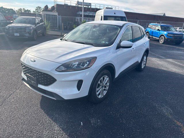 2021 FORD Escape