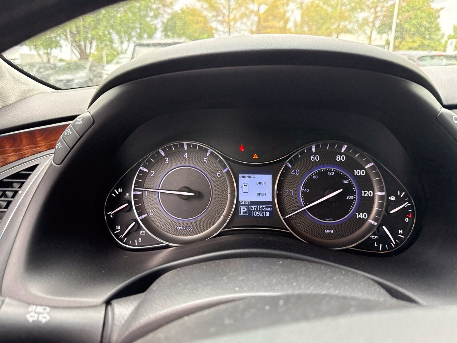 2017 INFINITI QX80
