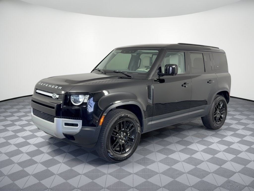 2023 LAND ROVER Defender