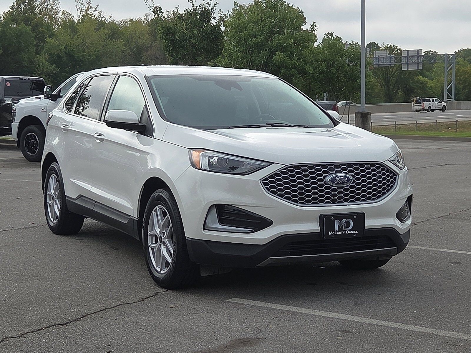 2023 FORD Edge