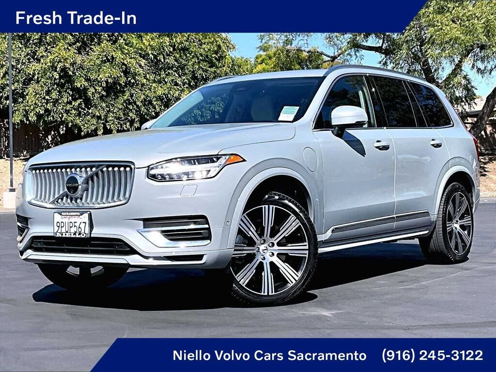 2025 VOLVO XC90
