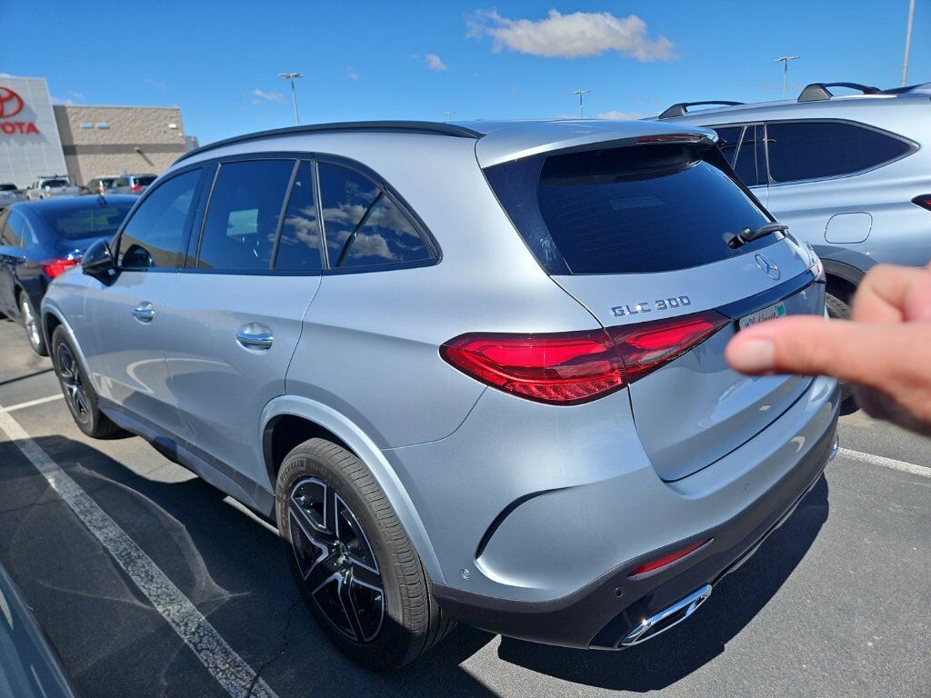 2024 Mercedes-Benz GLC-Class