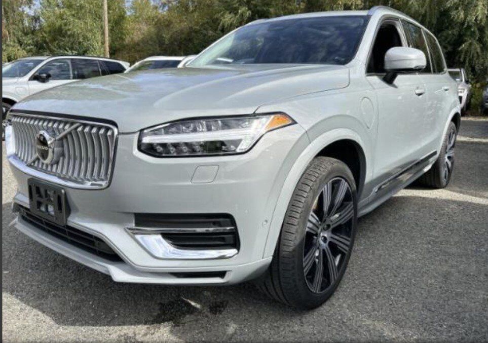 2024 VOLVO XC90