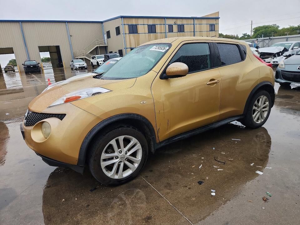 2014 NISSAN Juke
