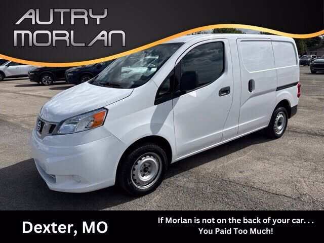 2020 NISSAN NV200