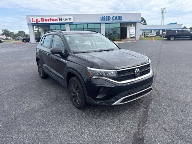 2024 VOLKSWAGEN Taos