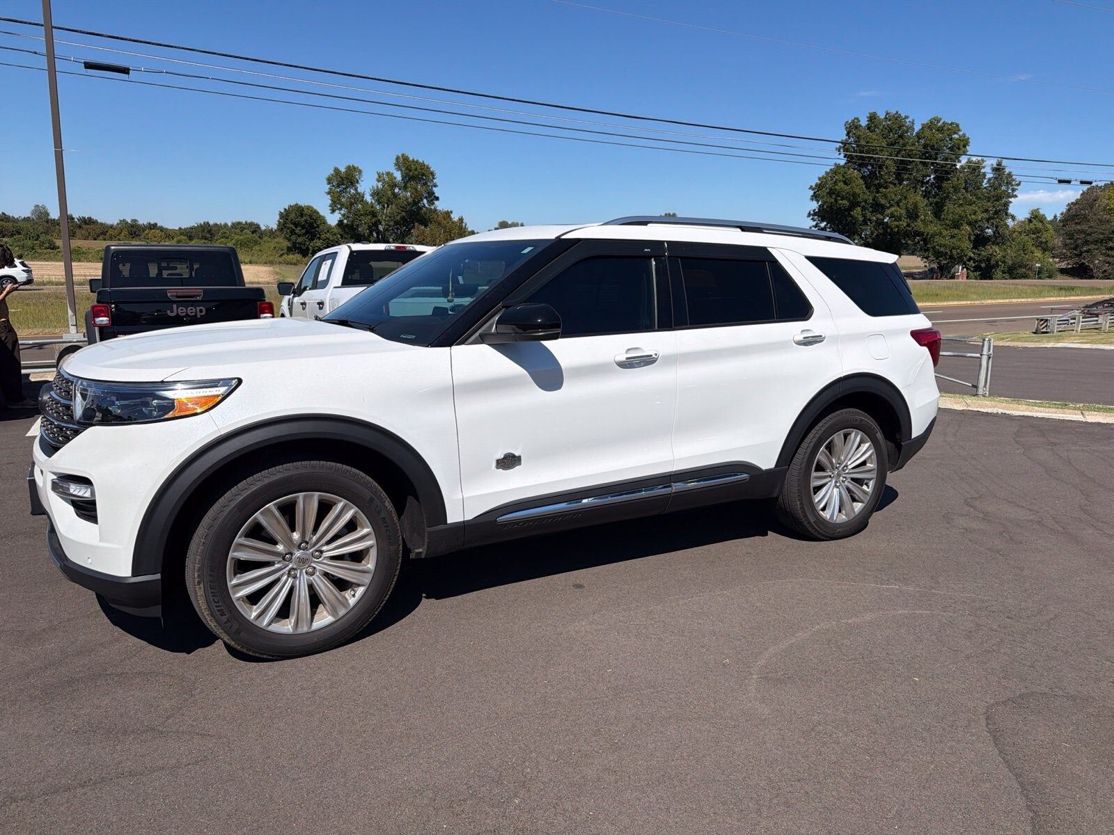 2023 FORD Explorer