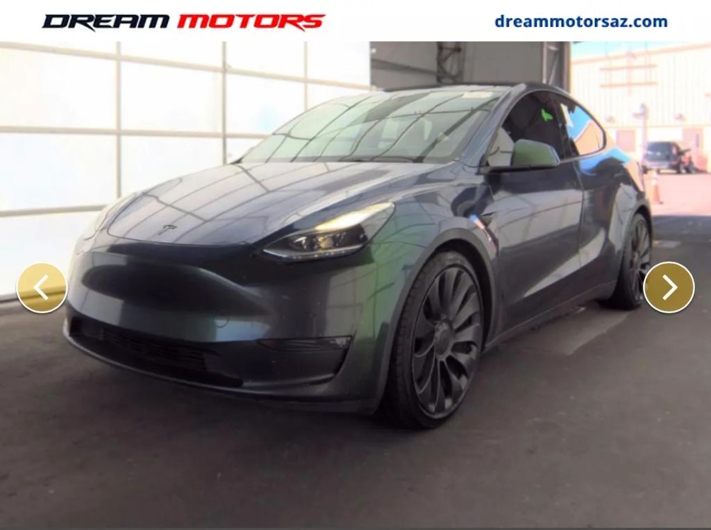 2021 TESLA Model Y