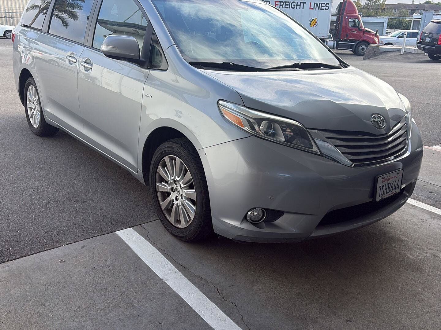 2016 TOYOTA Sienna