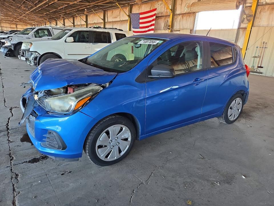 2017 CHEVROLET Spark