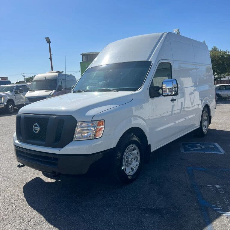 2018 NISSAN NV