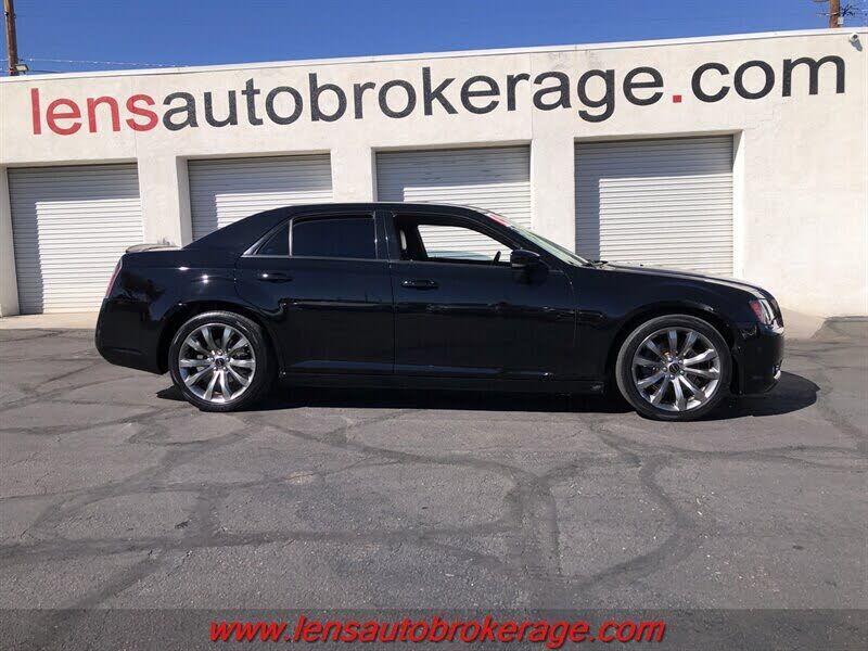2014 CHRYSLER 300