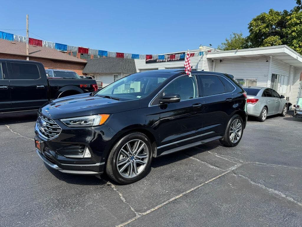 2019 FORD Edge