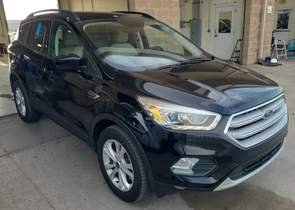 2018 FORD Escape