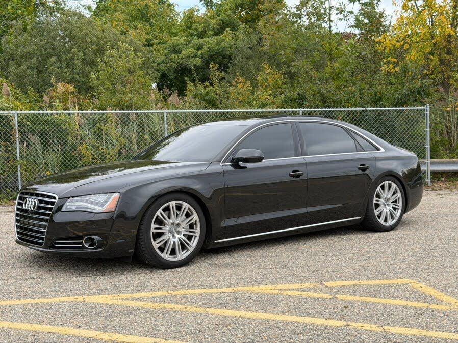 2014 AUDI A8