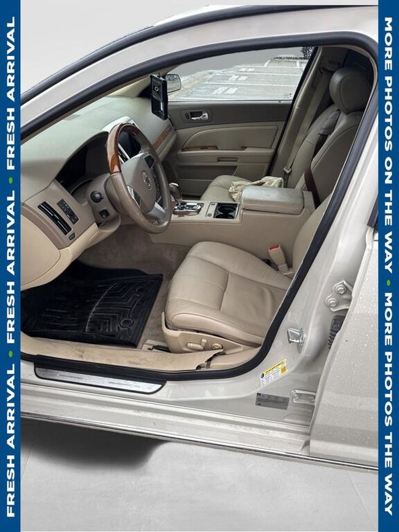 2010 CADILLAC STS