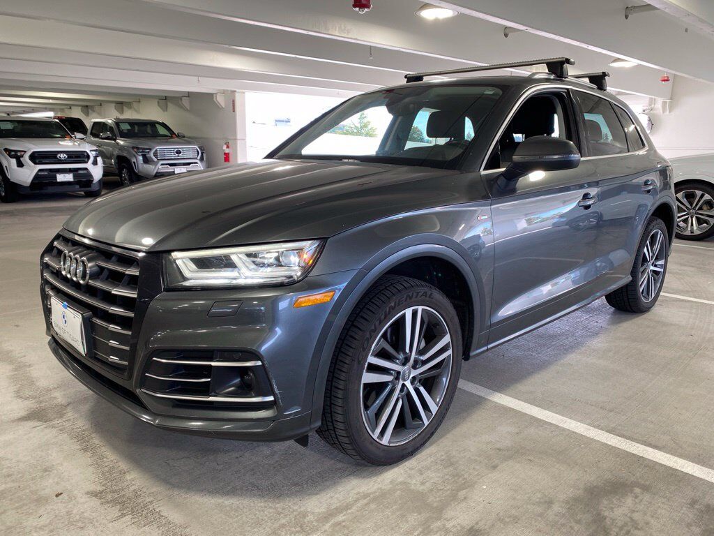 2020 AUDI Q5 e