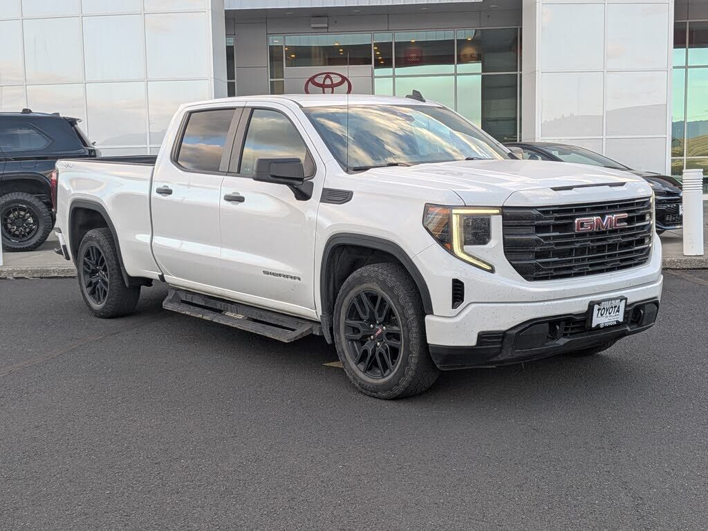 2023 GMC Sierra