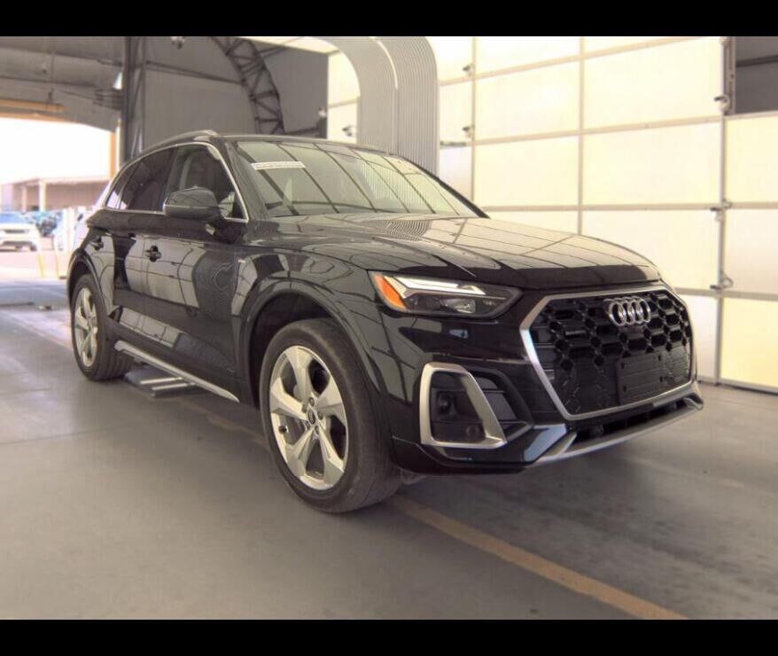 2022 AUDI Q5