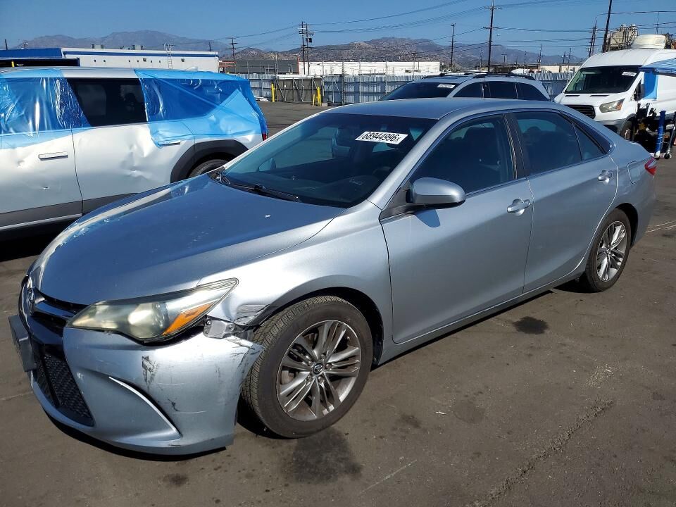 2017 TOYOTA Camry