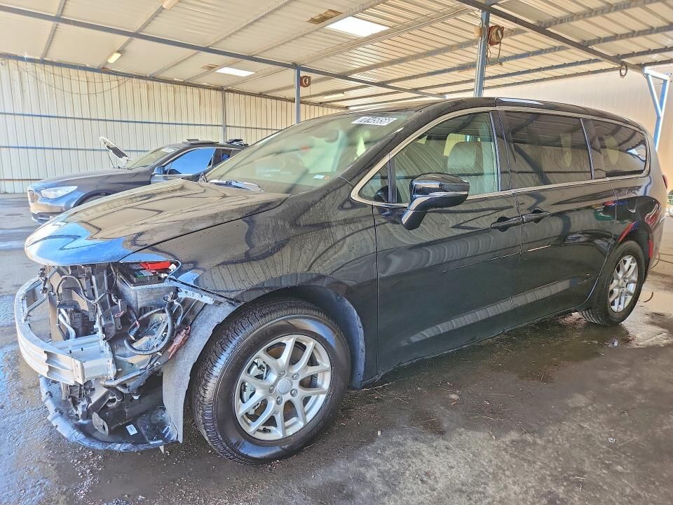 2027 CHRYSLER Pacifica