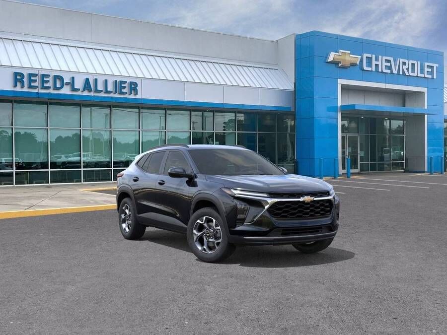 2026 CHEVROLET Trax