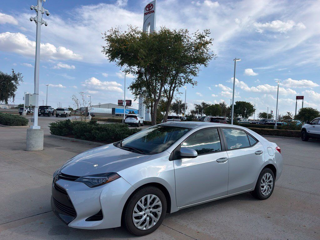 2017 TOYOTA Corolla